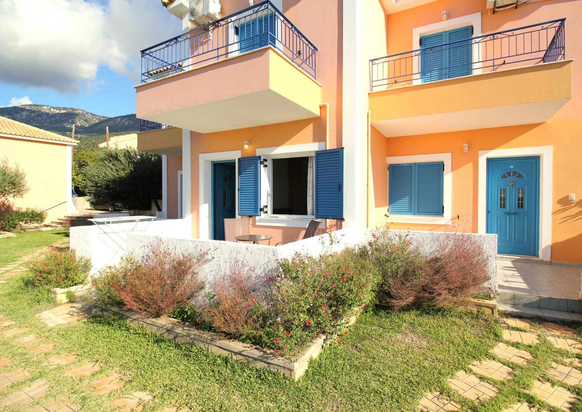 Afrato Village Sea View Apartments Trapezaki  Luaran gambar